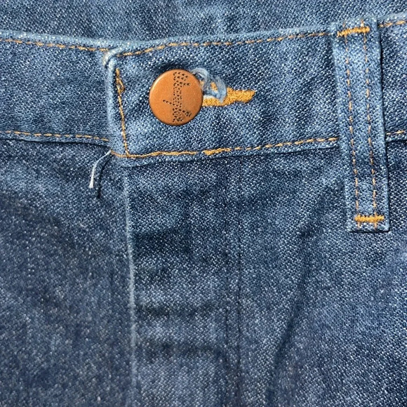 Wrangler Jean Shorts - Picture 4 of 5